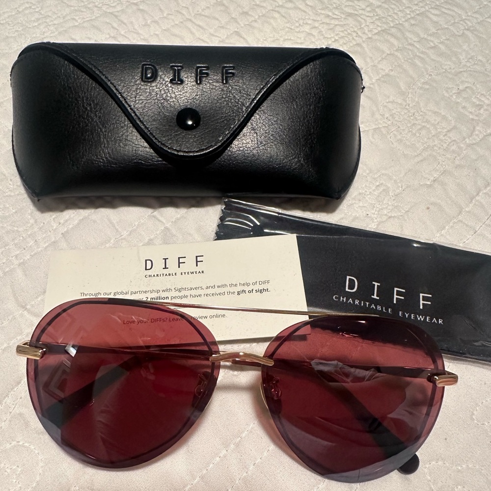 Diff Sunglasses - NWT
